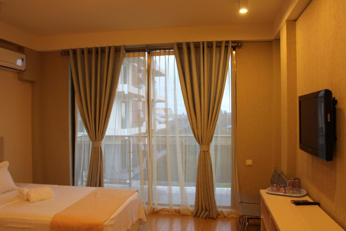 Legacy Hotel - Housity