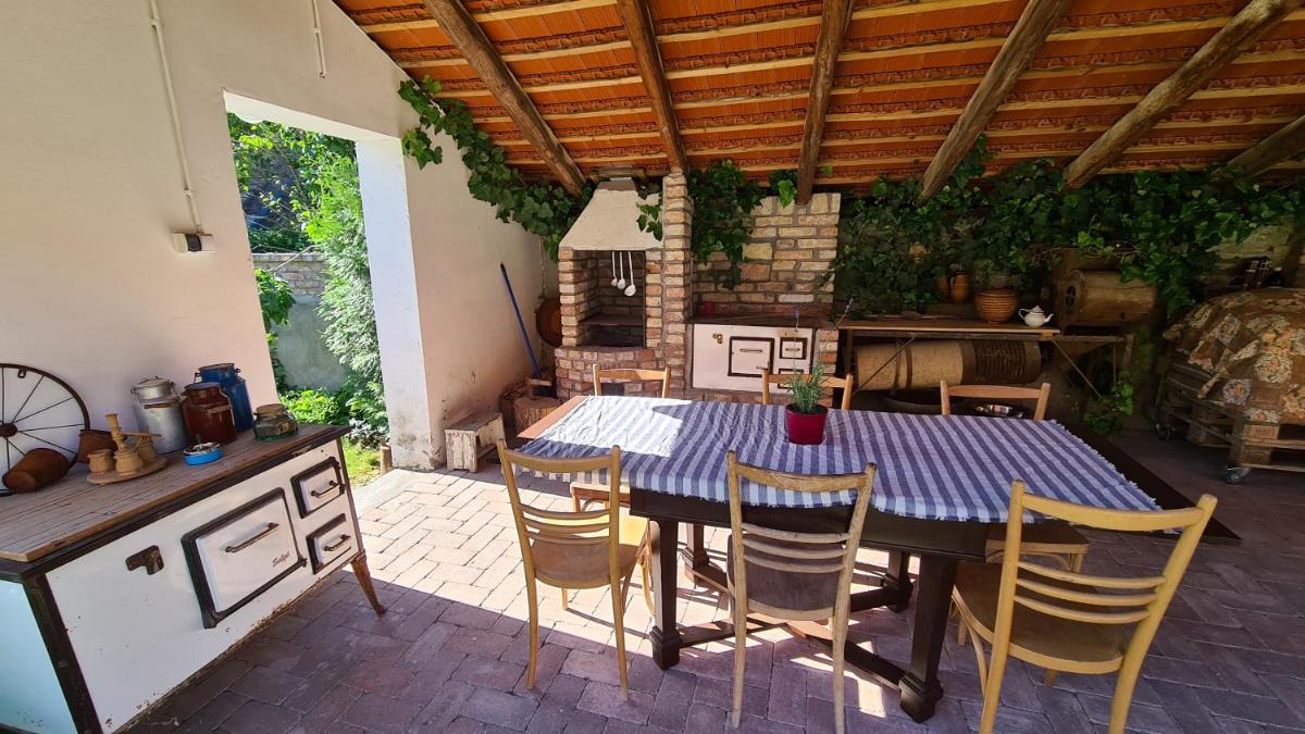 Mayday Cottage - Housity