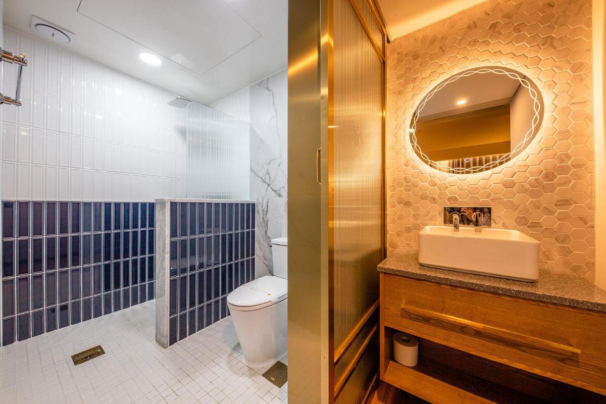 Hotel the Hill - Housity