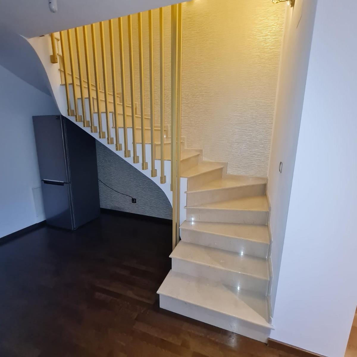 White Galaxy Villa - Housity
