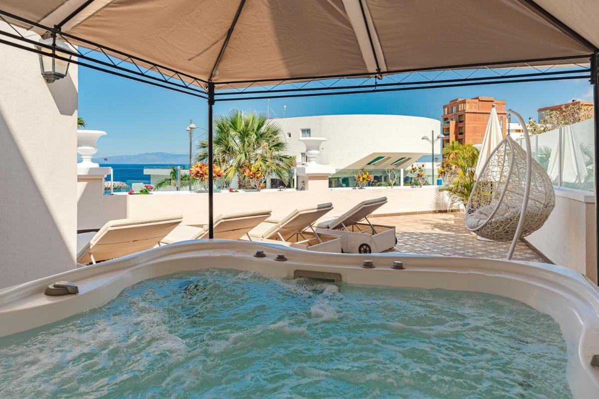 Piscina en o cerca de Flamingo Suites Boutique Hotel