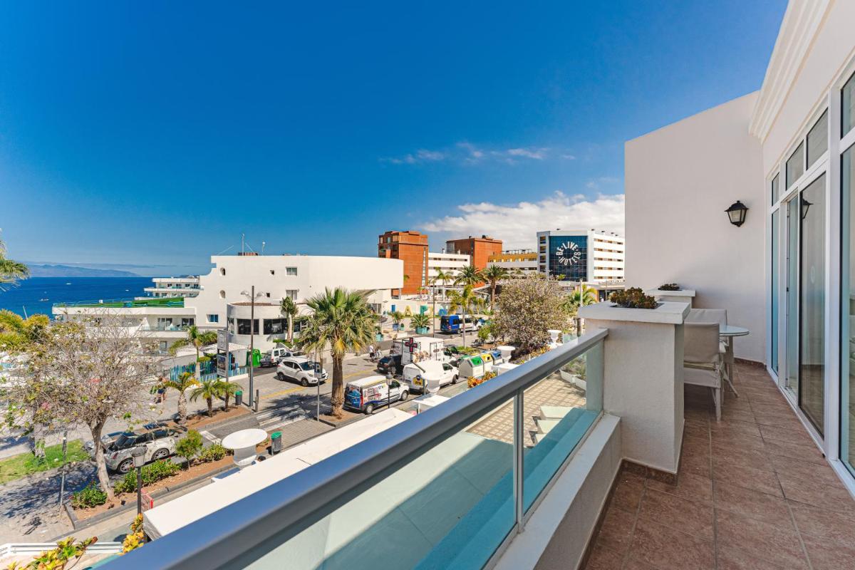 Un balcón o terraza de Flamingo Suites Boutique Hotel