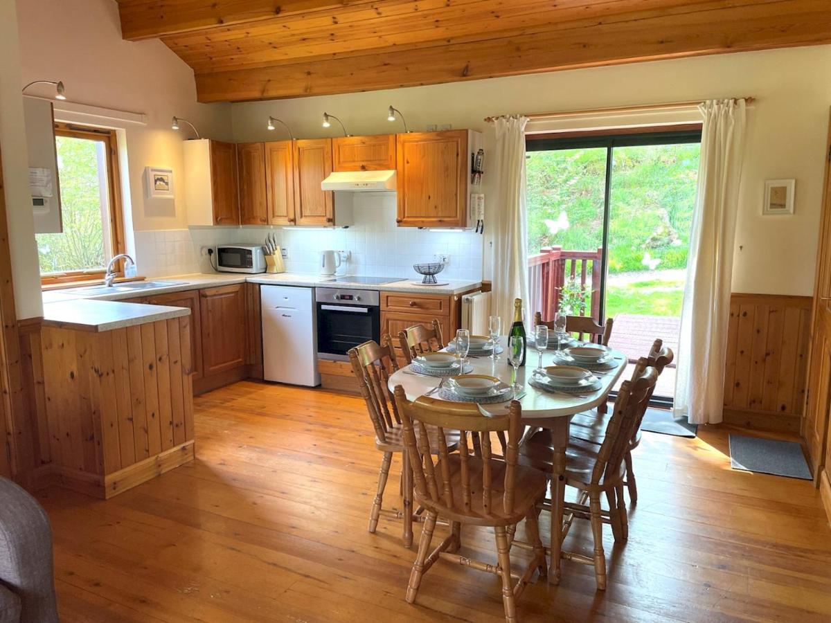 Pass the Keys Beautiful 3BR Lodge - Stunning Beach and Golf Location - Housity