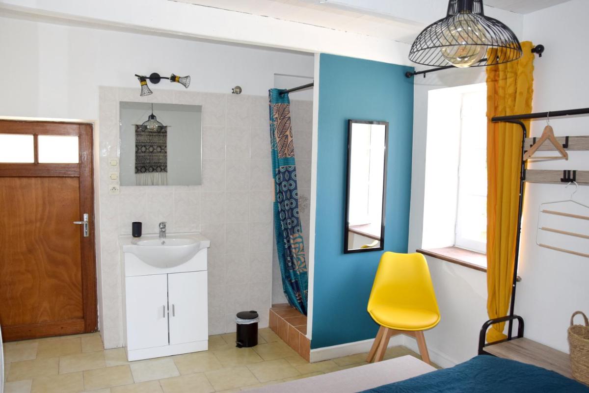 Maison charismatique a Saint Germier avec jardin cloture - Housity