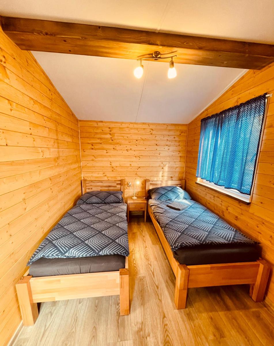 Domčeky na Ranči - Housity