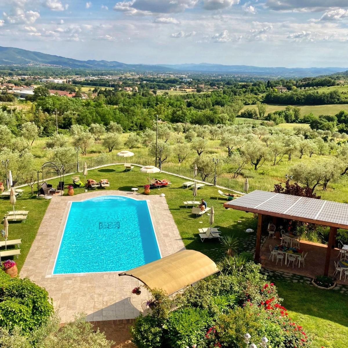 One bedroom appartement with shared pool jacuzzi and furnished terrace at Perugia - Housity