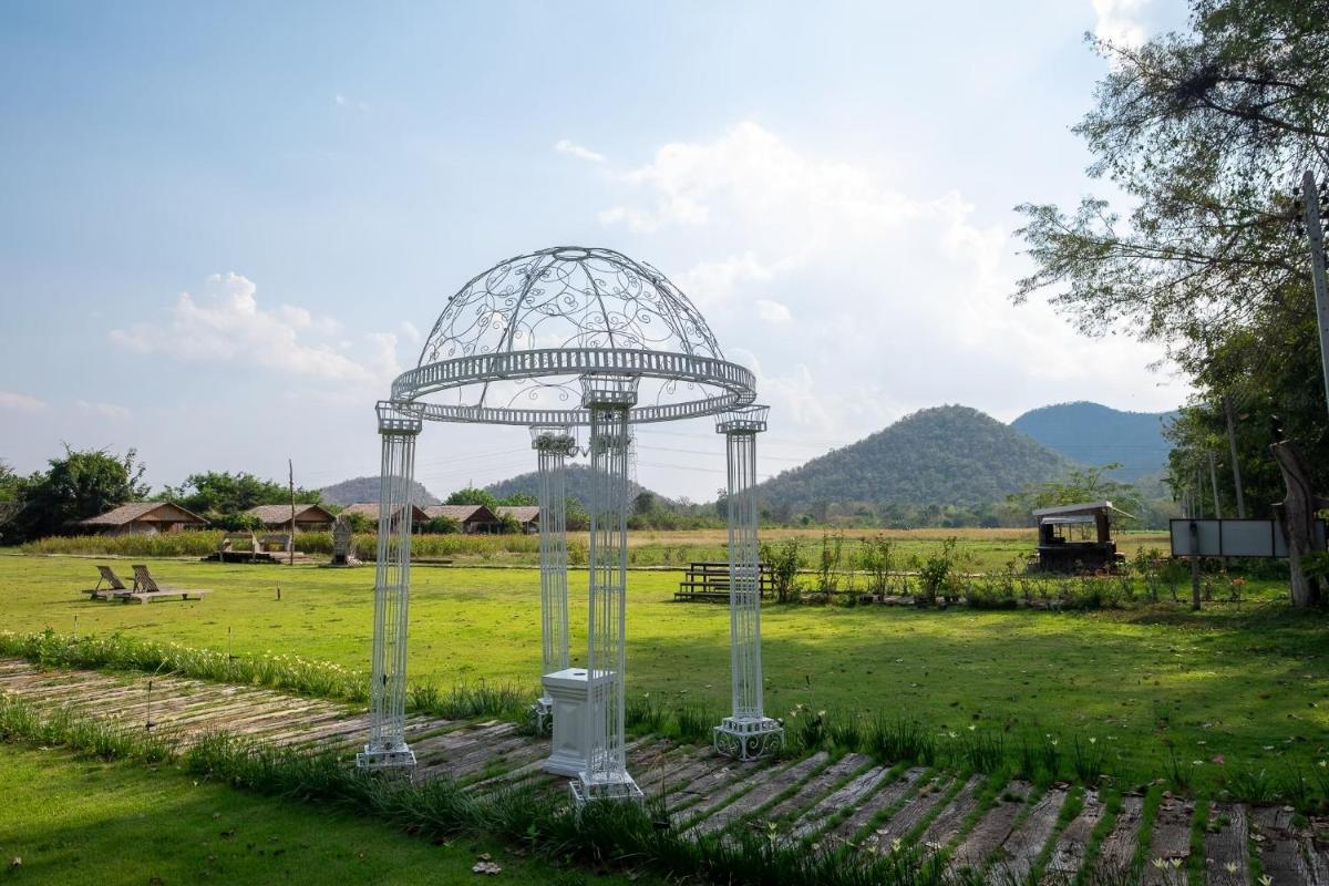 ชิดธาร รีสอร์ท - Housity