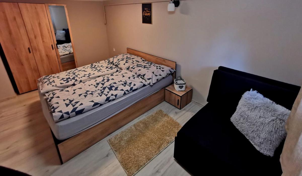 Varga Vendégház 2 Tiszakécske - Housity