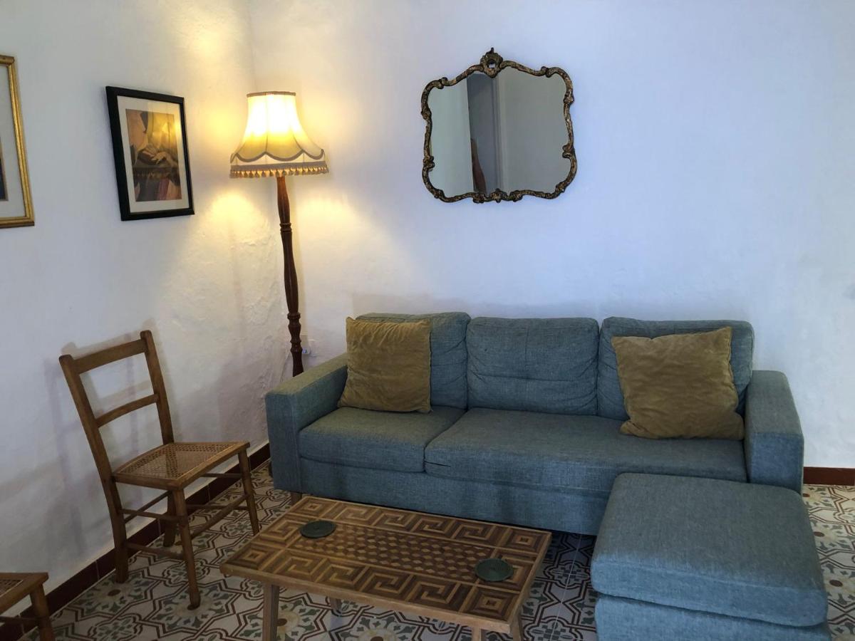 Suitetrails - Traditional andalucian house with beautiful patio