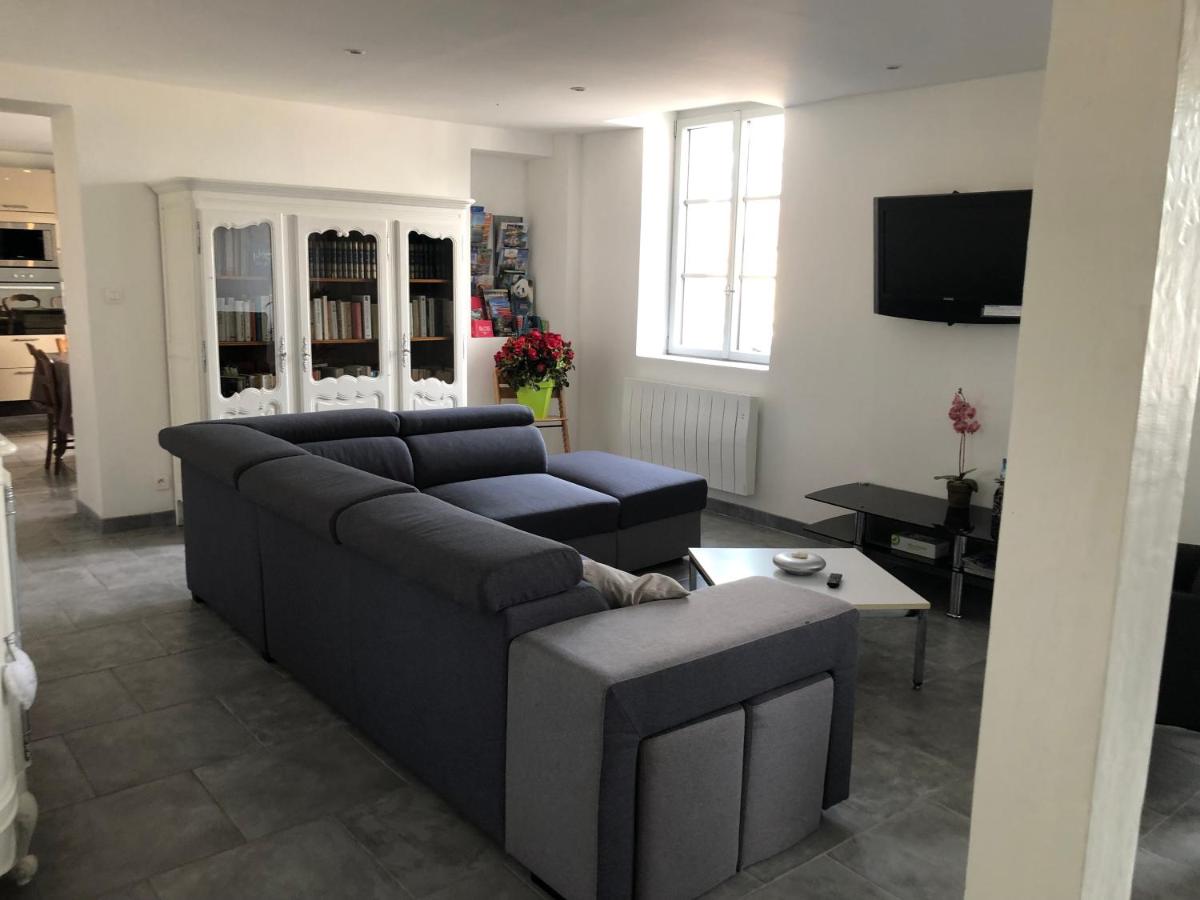 GITE AUX DEUX CERFS - Housity