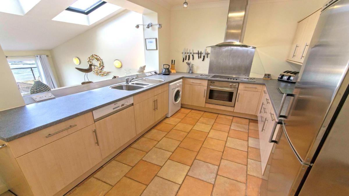 Clifton Court Apt 15 with Indoor Heated Pool - Housity