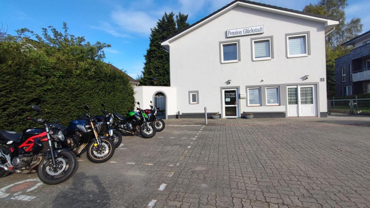 Pension Glückstadt - Housity