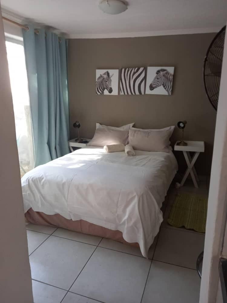 Self-catering Studio, Unit 3 on Krupp - Housity