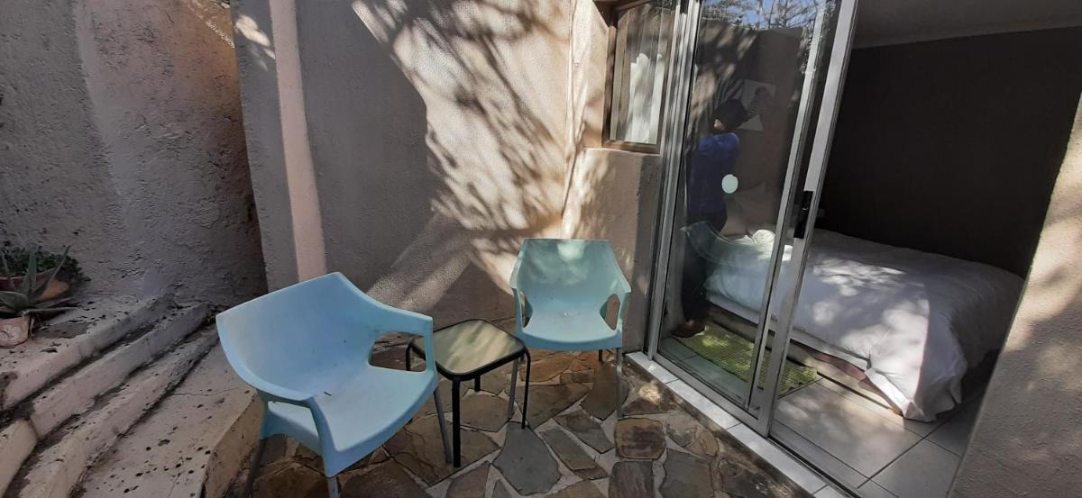 Self-catering Studio, Unit 3 on Krupp - Housity