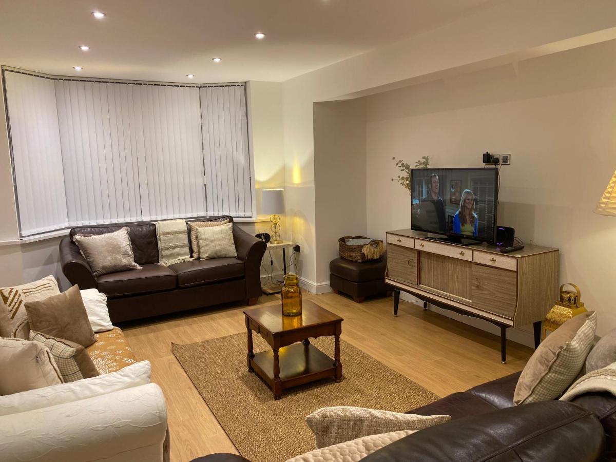 Top Notch, Nottingham 5 bed House/Park/City Centre - Housity