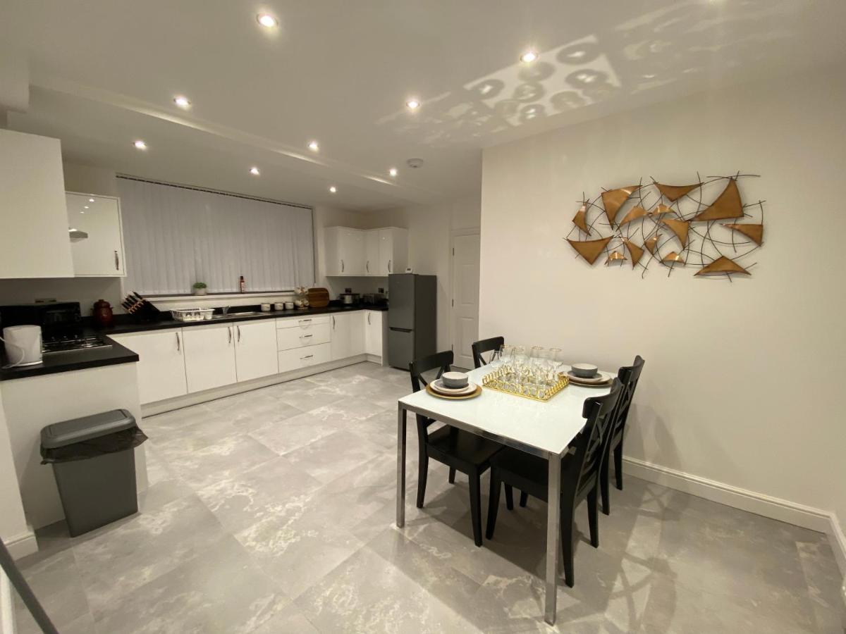 Top Notch, Nottingham 5 bed House/Park/City Centre - Housity