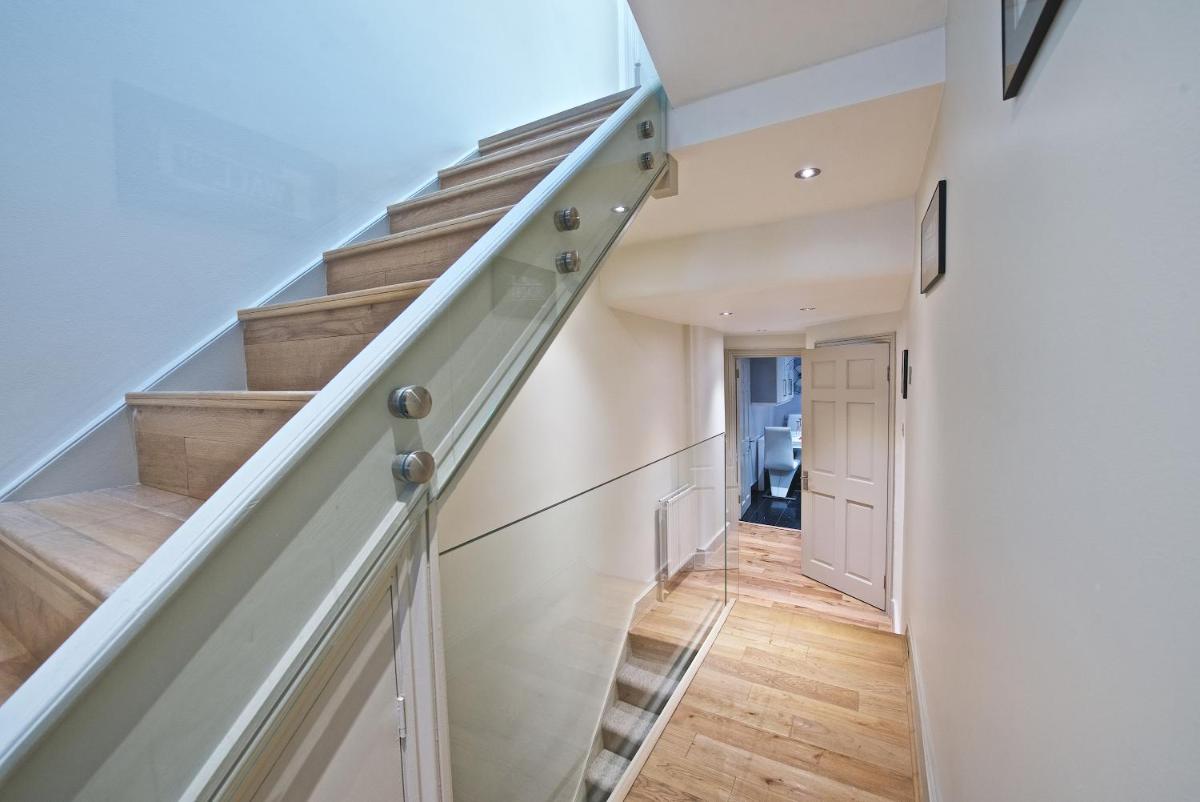 MODERN bedroom in London !! - Housity