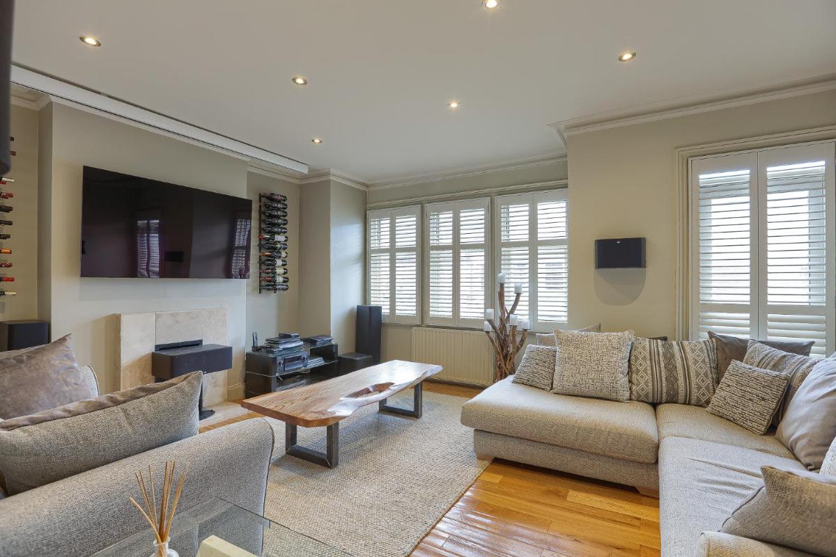 MODERN bedroom in London !! - Housity