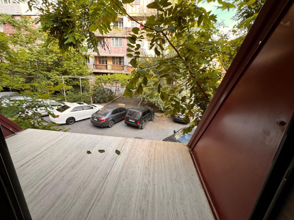 Aghayan Apart - Housity