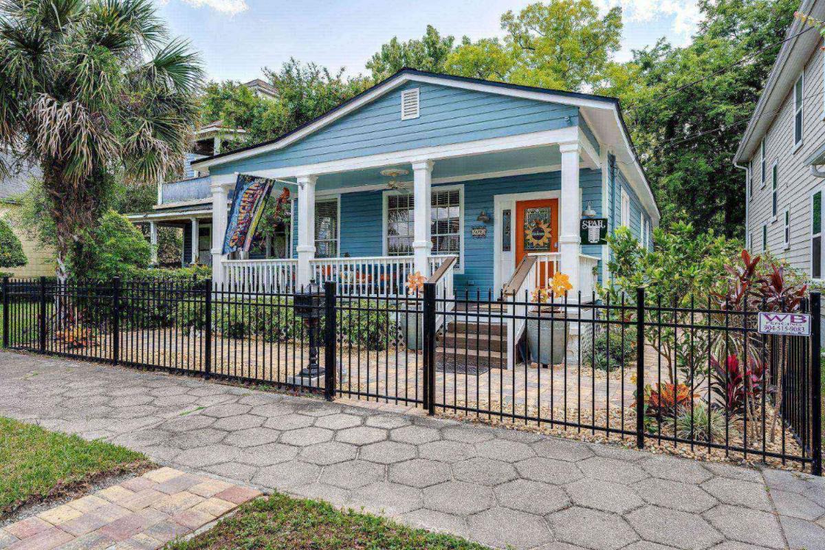 Pinwheel Place - Housity