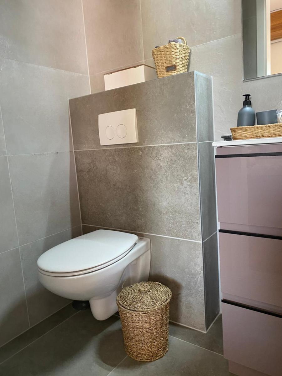 Maximo Apartments - free parking - Housity