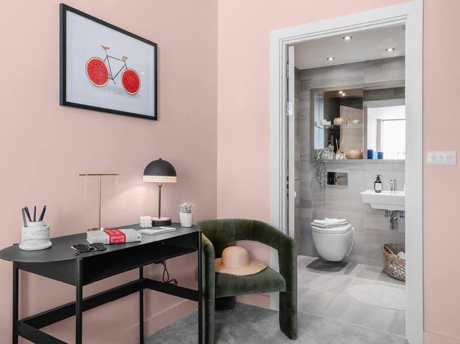The Mercian 1 III - Luxury 2 Bed Apartment - Housity