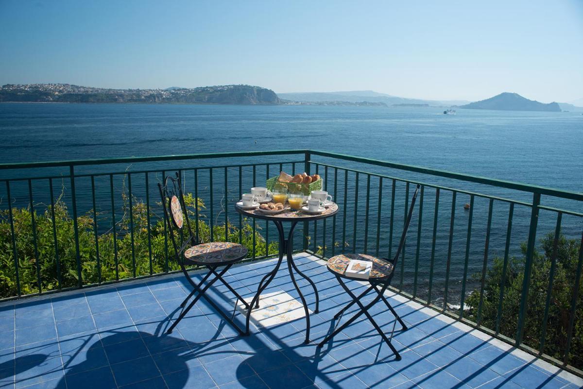 Punta Lingua Relais- Room 1 Sunrise Terrace - Housity