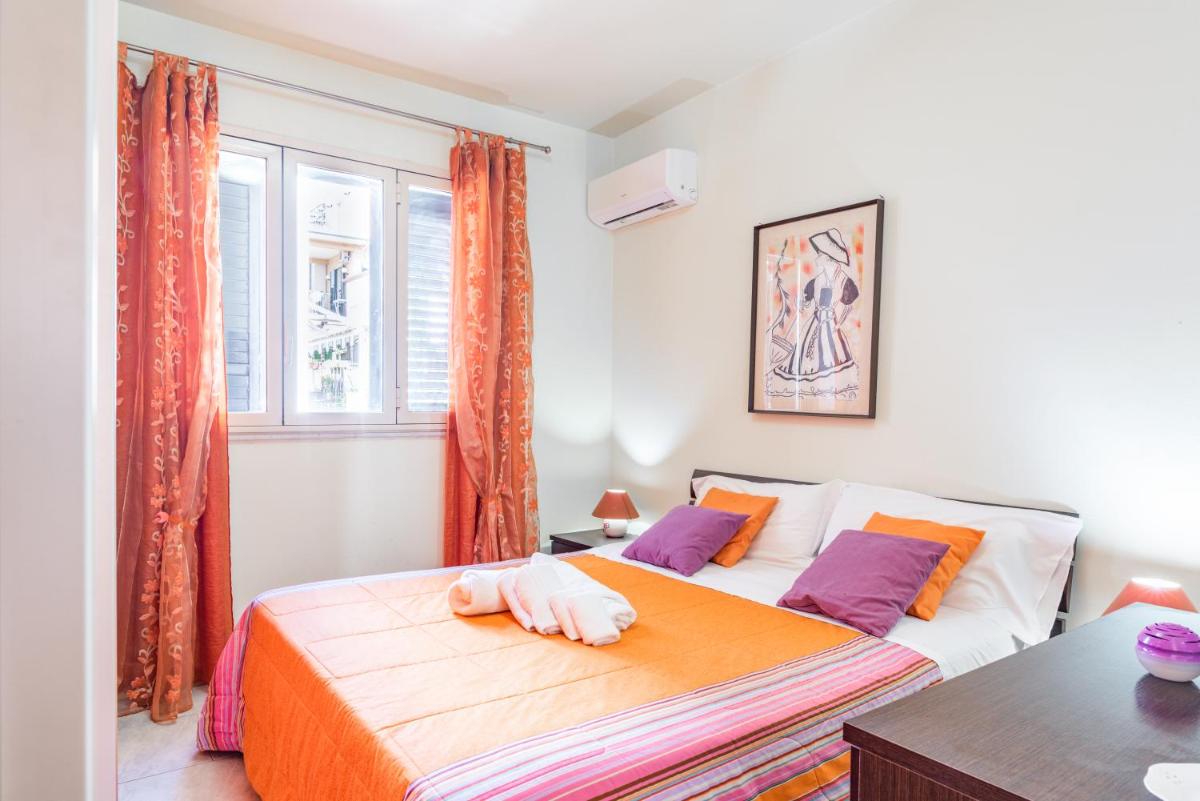 Suitetrails - Castello Normanno Modern Sea View Apartment