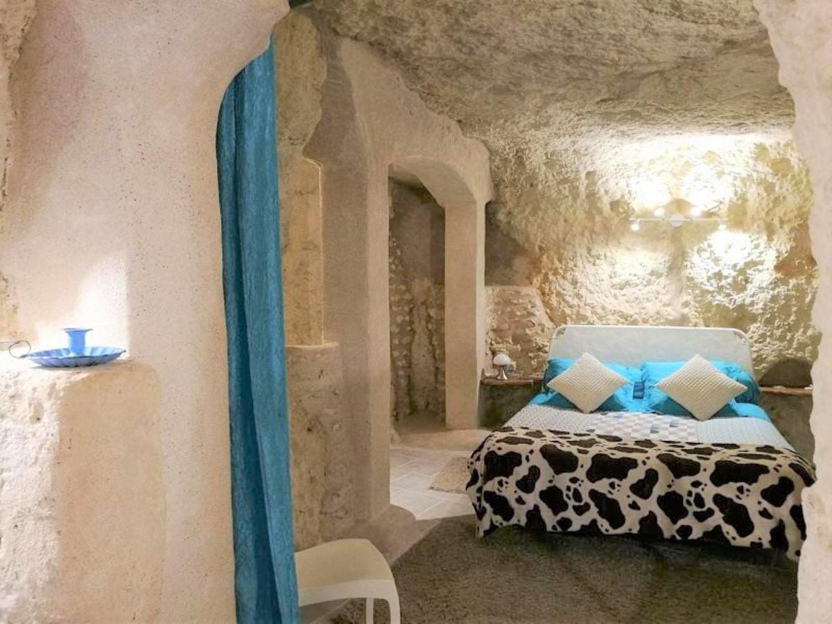 Cave du Coteau 2 - Housity