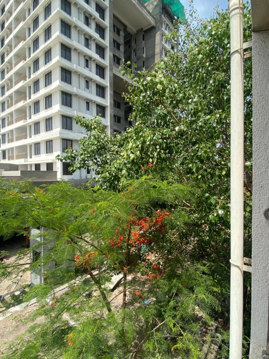 Suitetrails - Peaceful Entire 2 BHK Free Wi Fi Parking Kharadi