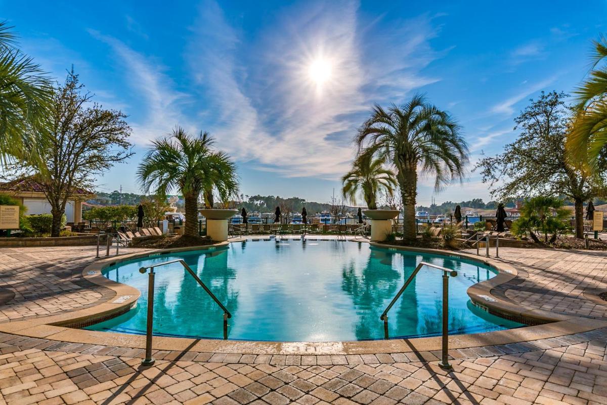 The Marina 7-403 - Housity