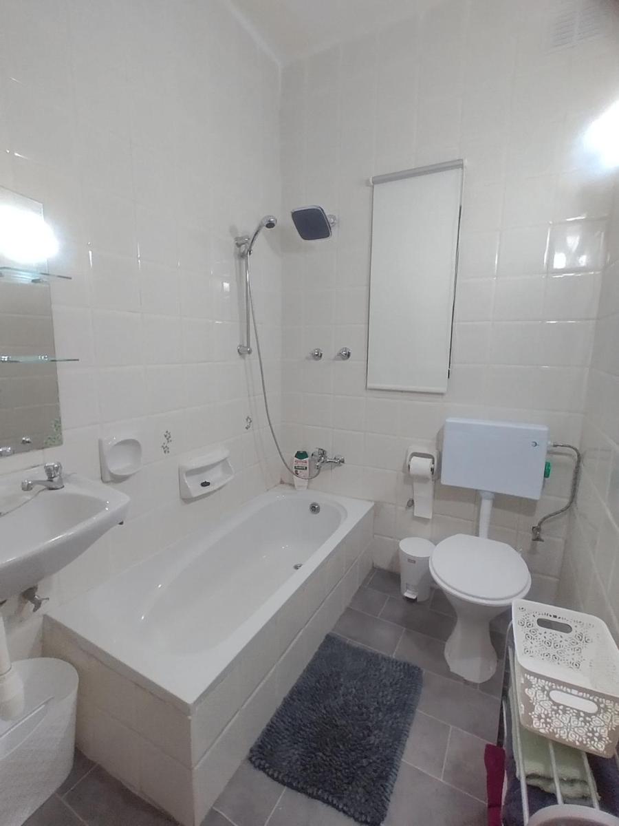 Bruno Apartment One - Housity