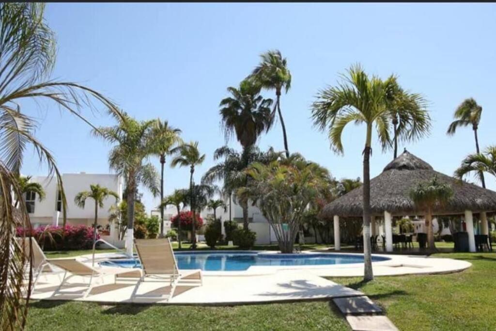 Surf House! Bonita casa vacacional en excelente ubicación - Housity