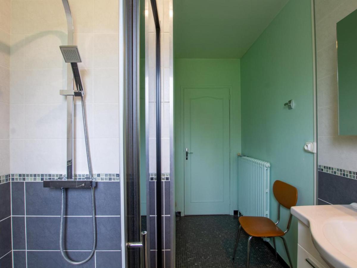 Maison Indépendante avec Grand Jardin, Cheminée, Wifi et Équipements de Loisirs à Agonac - FR-1-616-97 - Housity