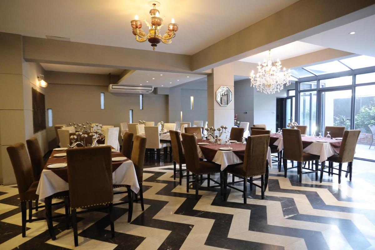 The Elite Residence Dhaka - Hizvo