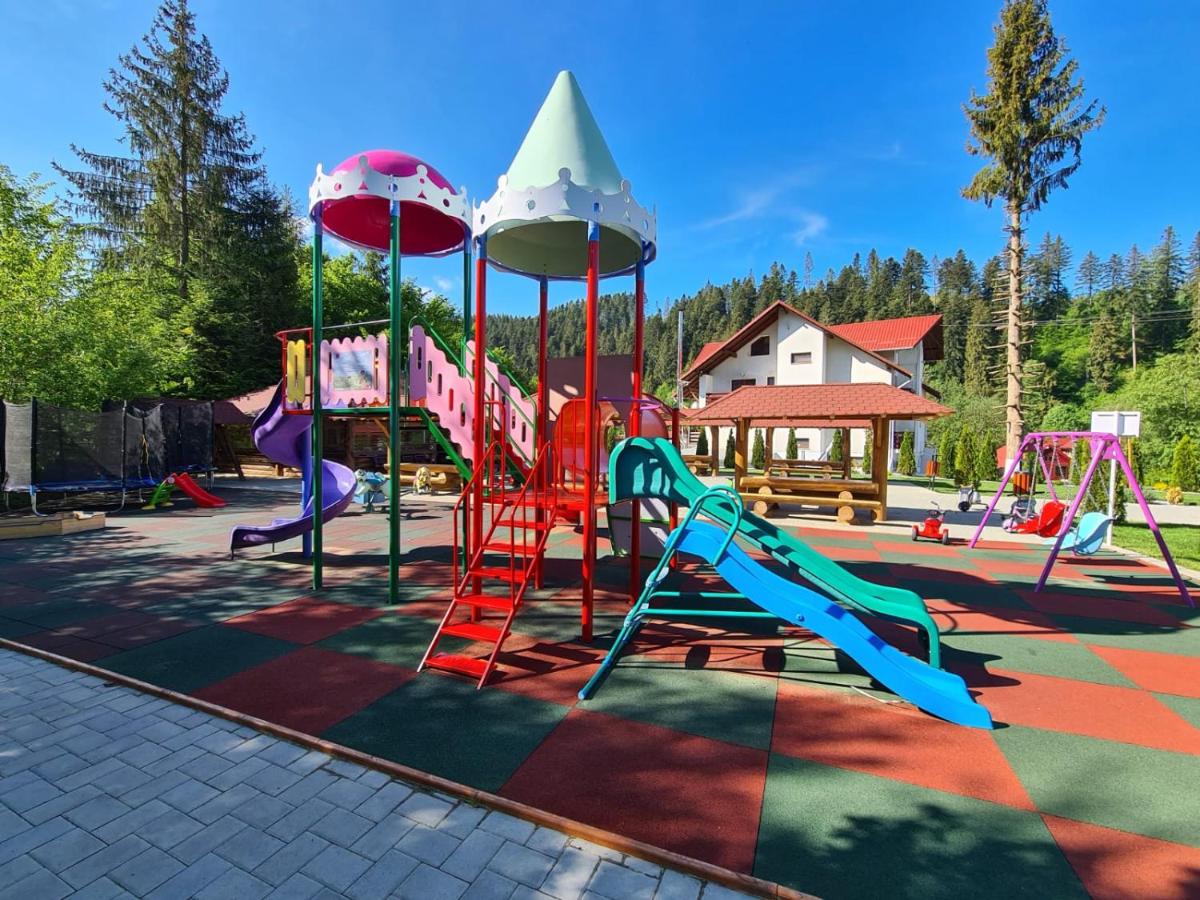 Pensiunea Andias - Housity