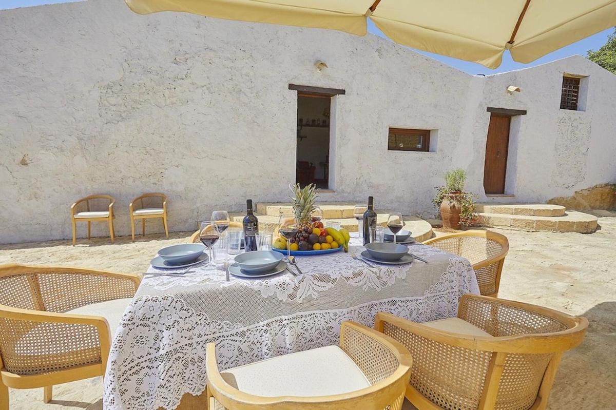 Casale Monte Kronio by Wonderful Italy - Housity