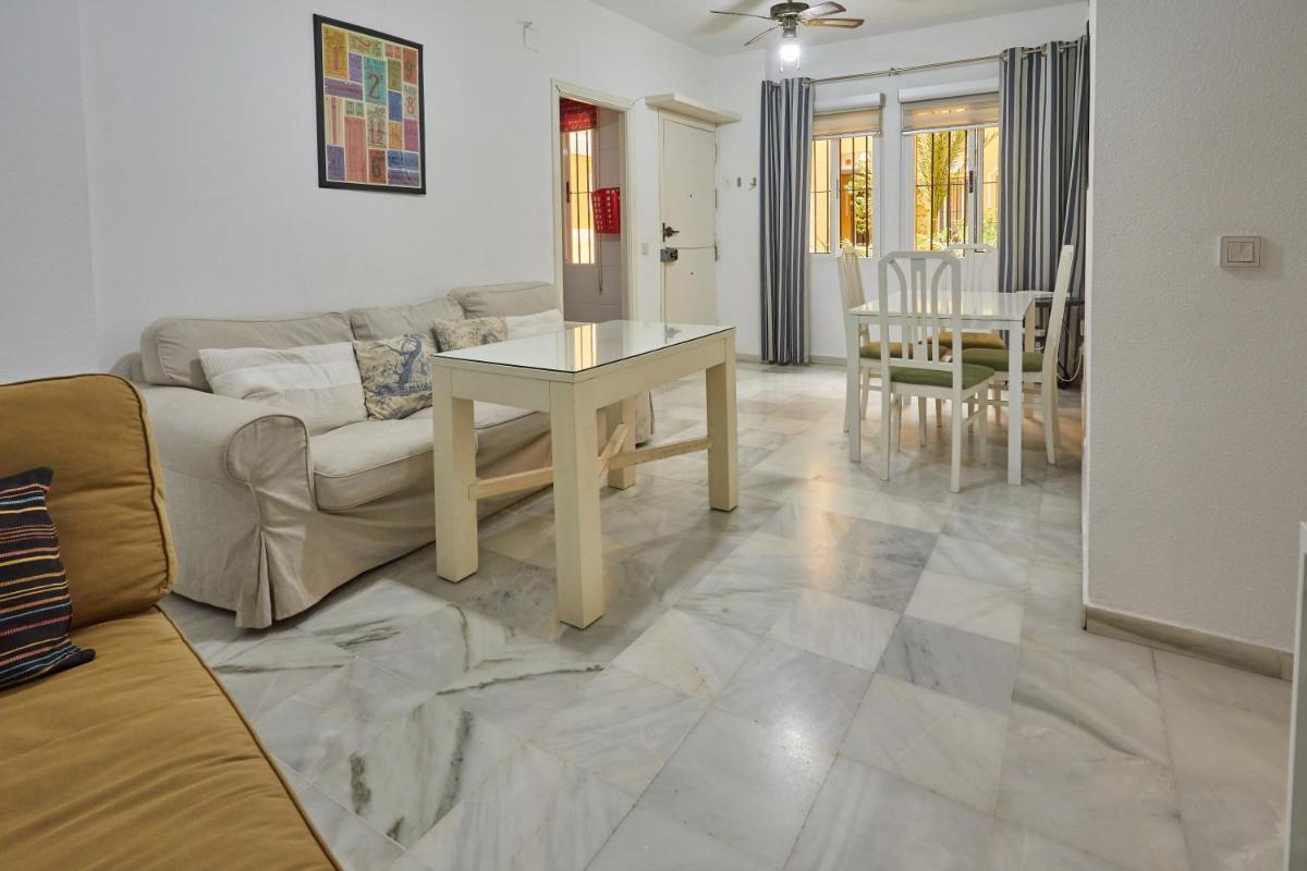 Two Bedrooms Leonor Davalos 2 - Housity