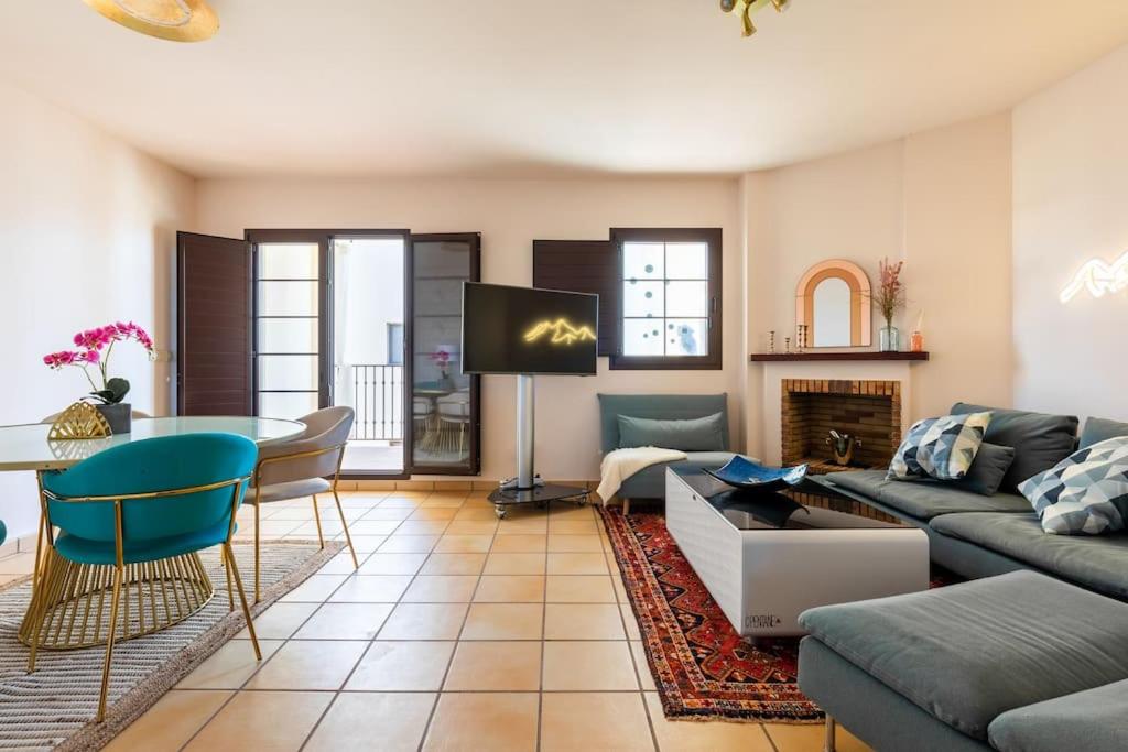 Suitetrails - Casa Palma-Hacienda del Álamo - Luxurious 2 Bedroom Golf Penthouse
