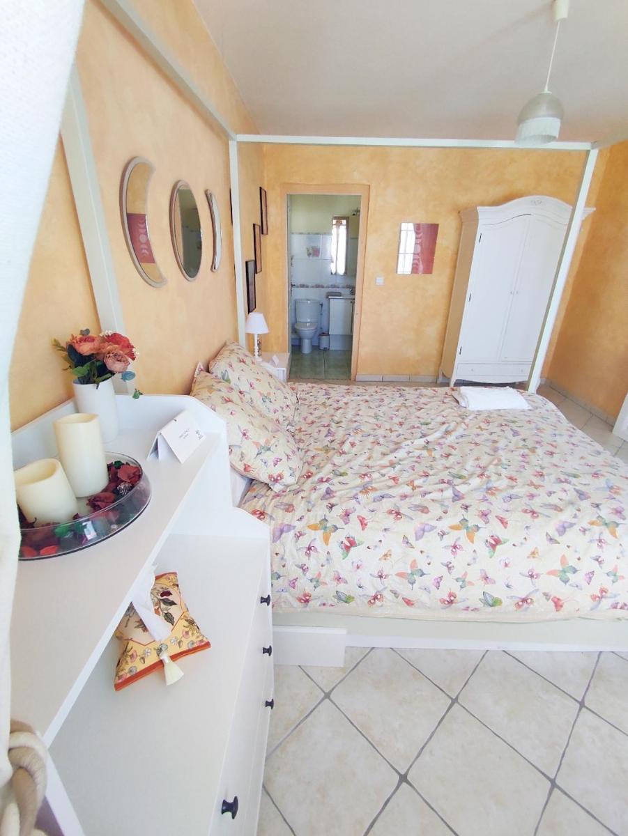 Suitetrails - Maison de village - Suite Baroque cosy et élégante à 1 h de Paris proche Fontainebleau