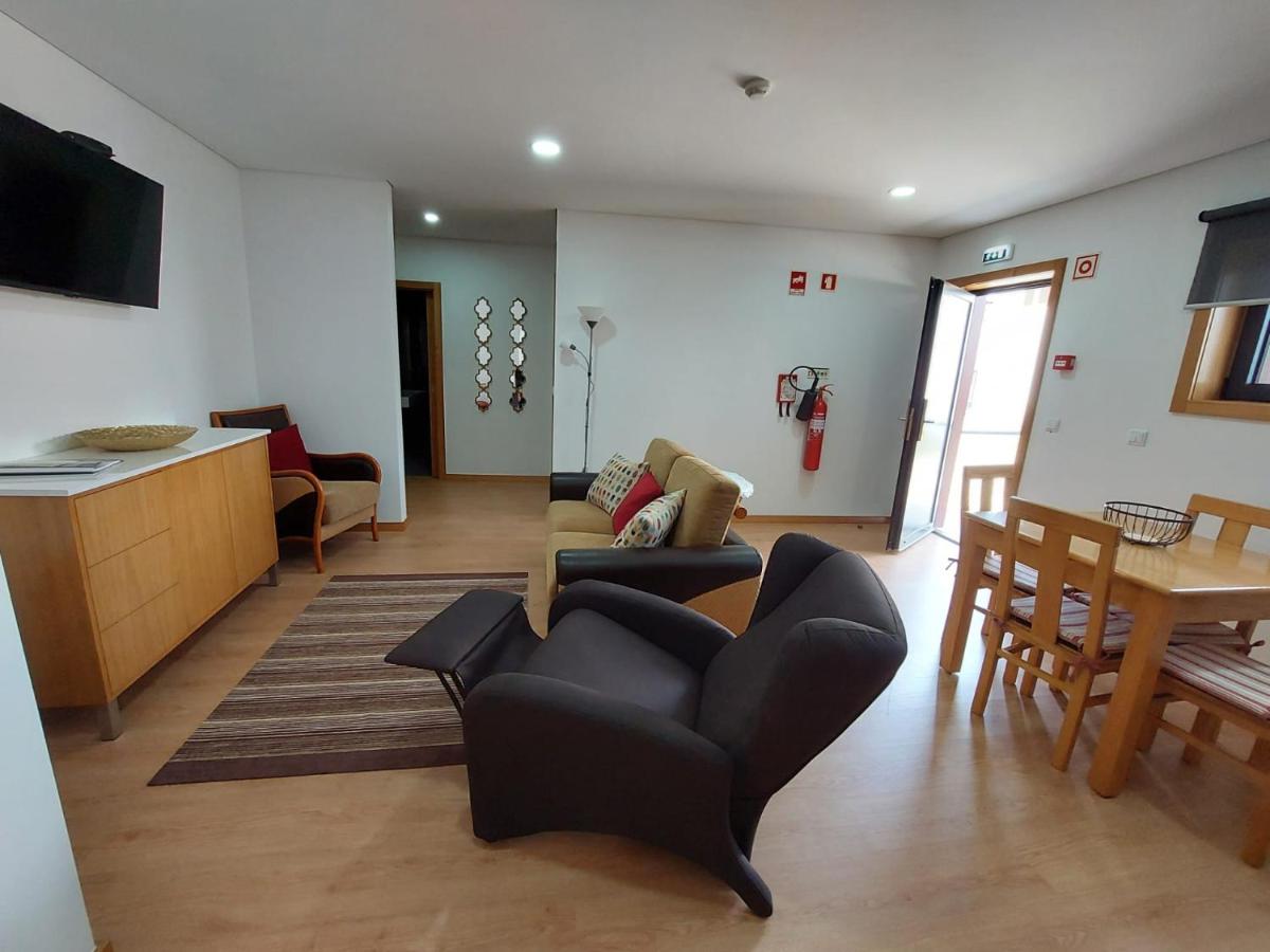 Muralha Azibo Dreams - Housity