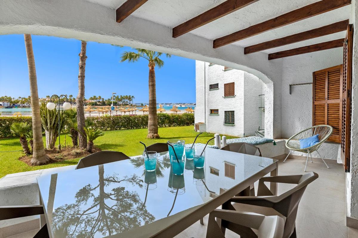 Apartment Carabela I - Housity