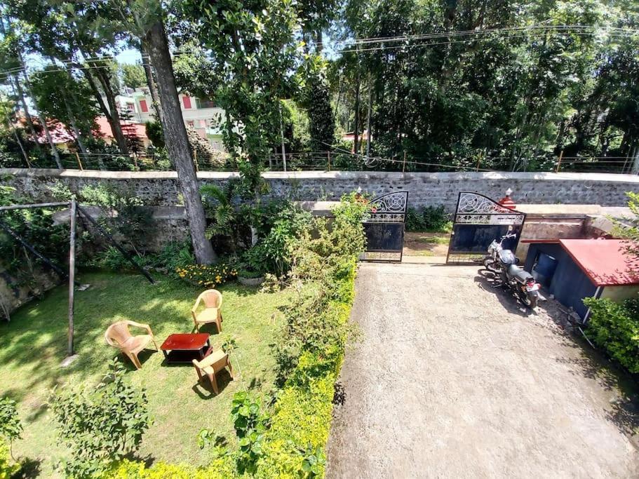 iSTAYS - Yercaud Villa - Housity