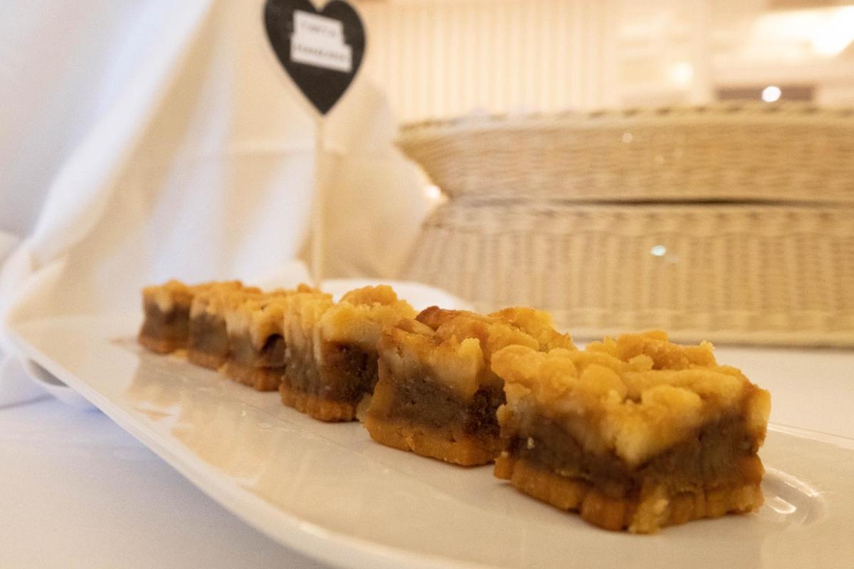 Comida en o cerca de este hotel