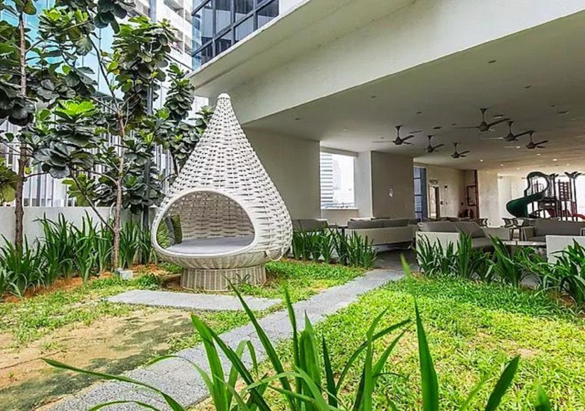KLCC Luxury Suites Studio - Housity