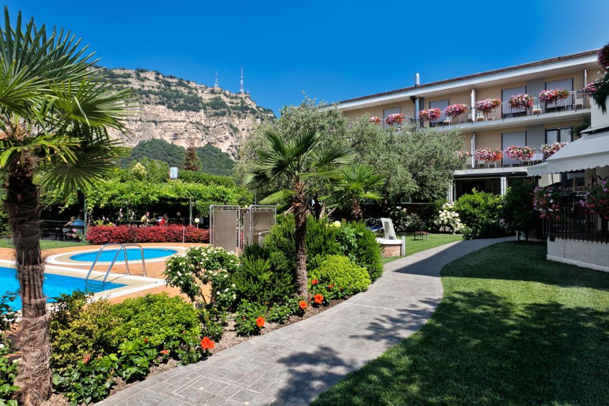 Sporthotel Villa Stella - Housity