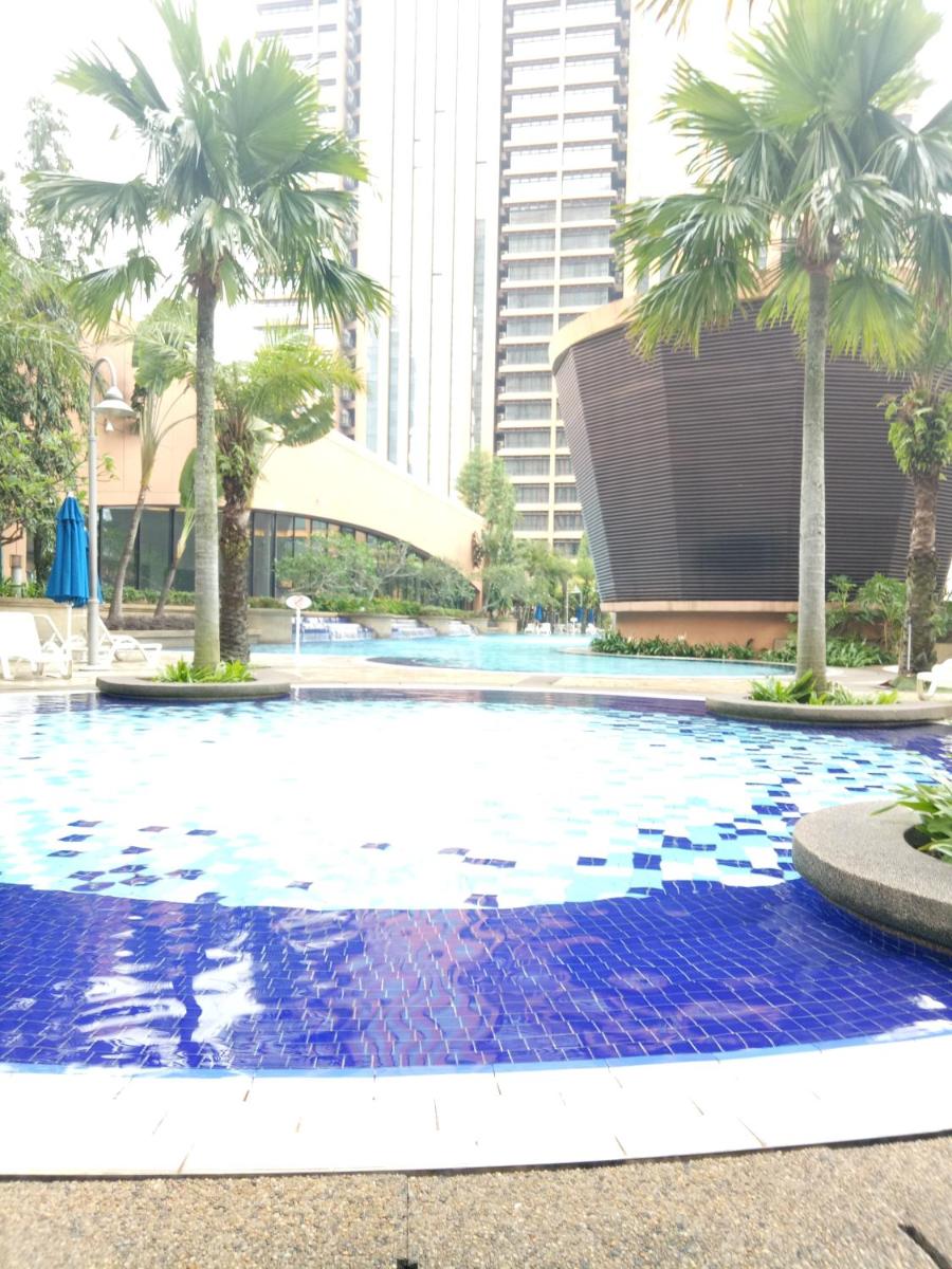 Suitetrails - Rainbow Suites KL at Times Square