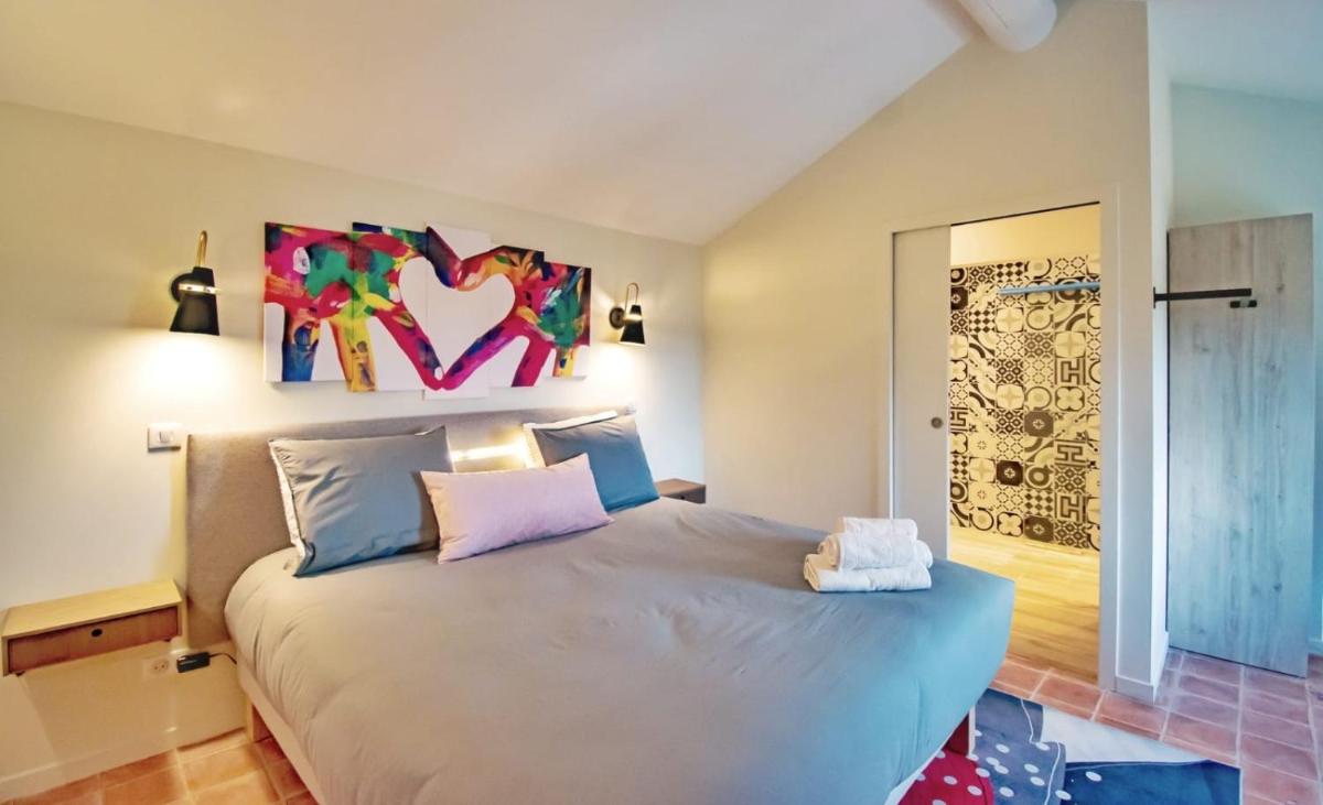 Appart13 piscine chauffée de luxe Belvoir13 à 10 min d Aix - Housity