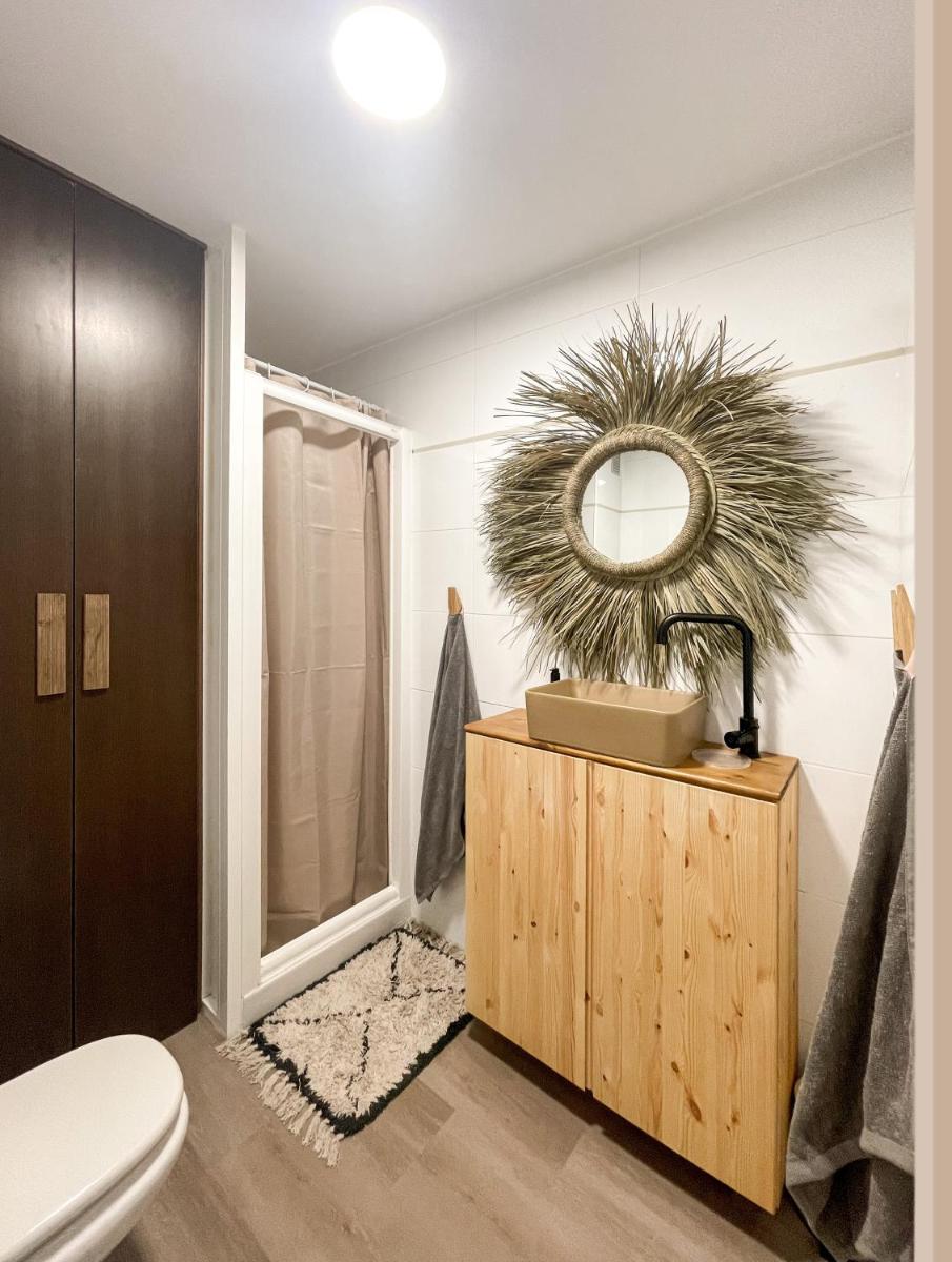 Suitetrails - SEA SUITE Romantic Beachfront Apartment Cotobro Beach, Almuñecar