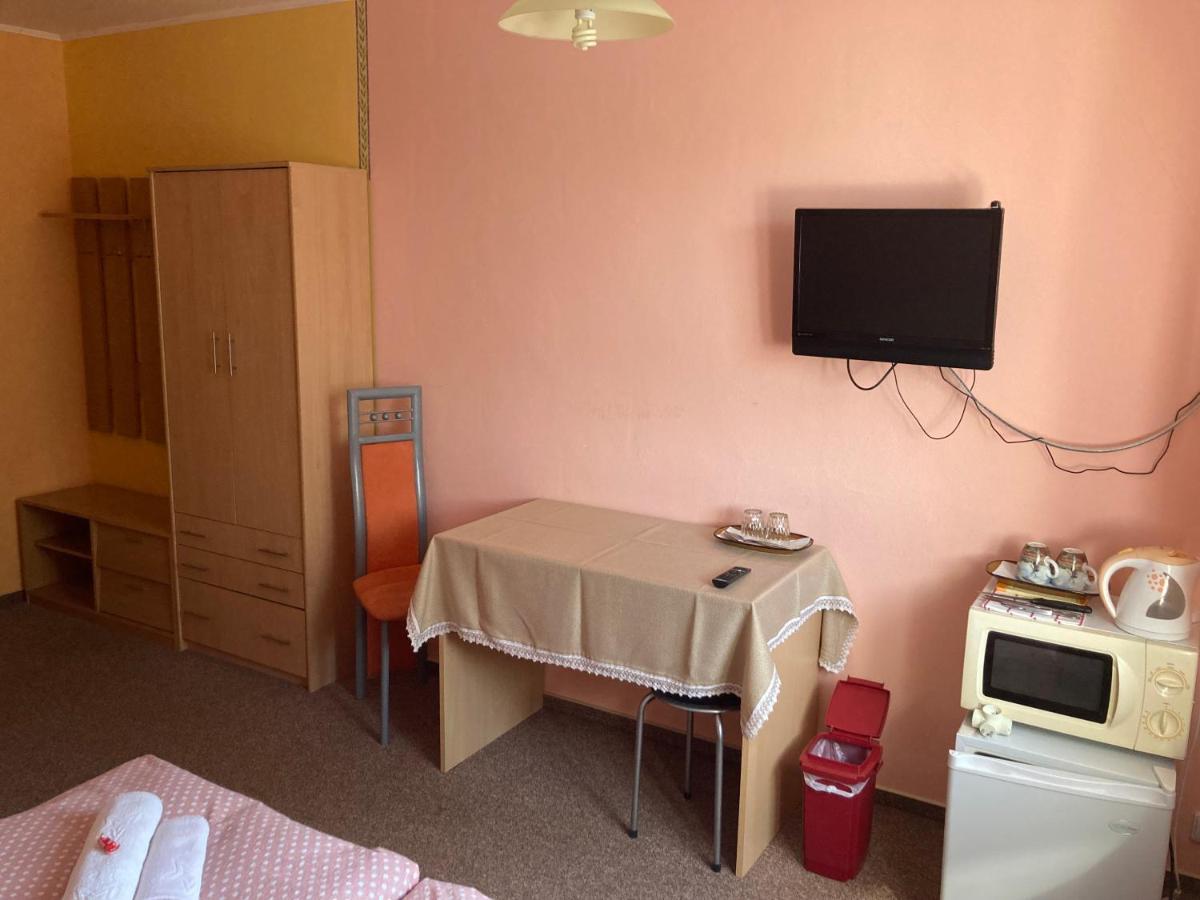 Ubytování u rybníka Svět - Housity